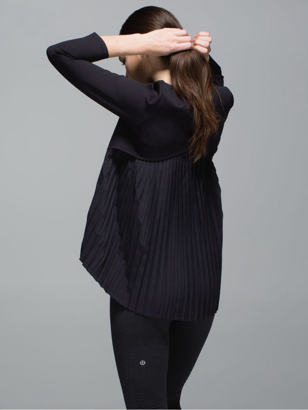 Lululemon Pleat On Long Sleeve Top Black Size 4 W3J48S